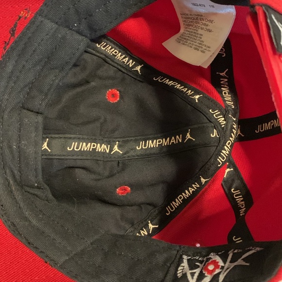Jumpman Jordan Sz 4/7 red/orange baseball cap w/embroidery detail front & center - Picture 6 of 9